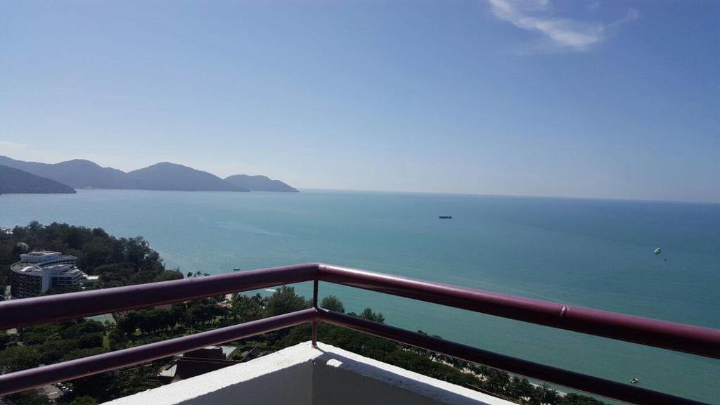 Batu Ferringhi Seaview Apartment Екстериор снимка